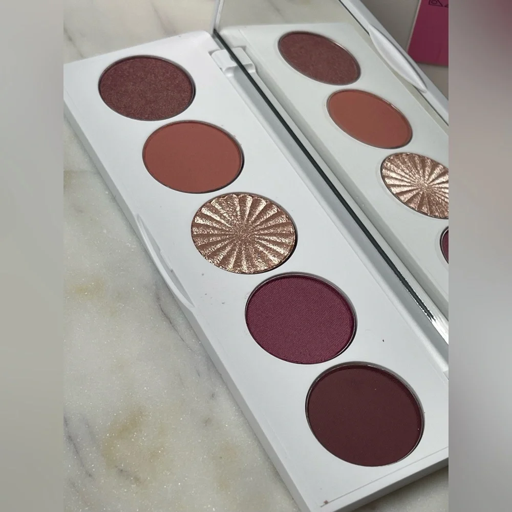 NIB Ofra SIGNATURE PALETTE - SYMPHONY